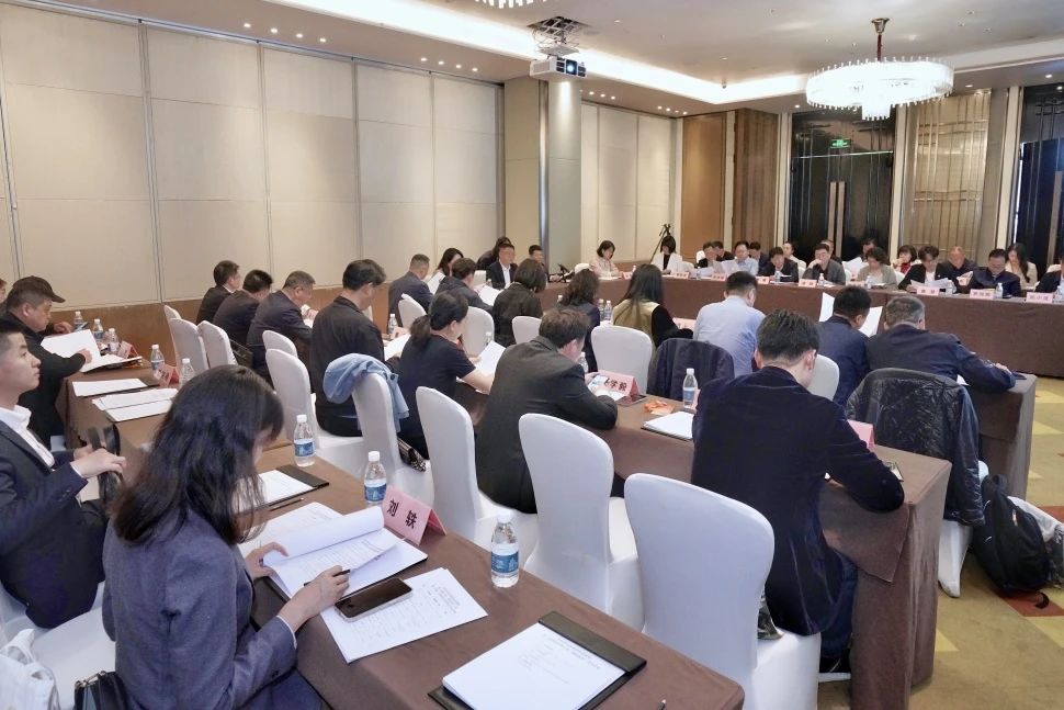 省尊龍凱時(shí)集團(tuán)黨委書記、董事長游勇當(dāng)選川渝文化旅游企業(yè)聯(lián)盟和省文化旅游企業(yè)聯(lián)盟理事長